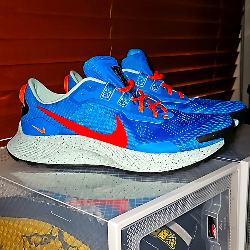 Nike Pegasus Trail 3 mens size 10.5 women's size 12